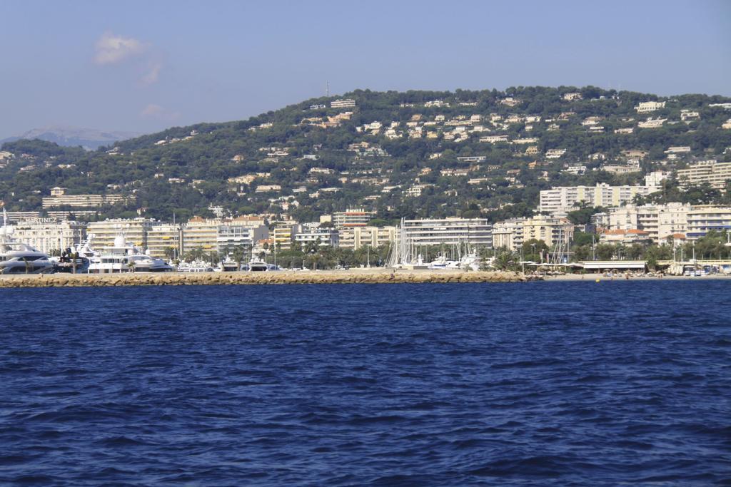 Croisette 81 Hotel Cannes Szoba fotó